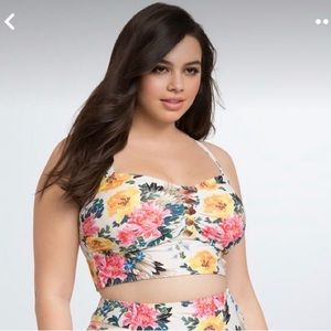 Torrid floral crisscross lattice bikini top 2X